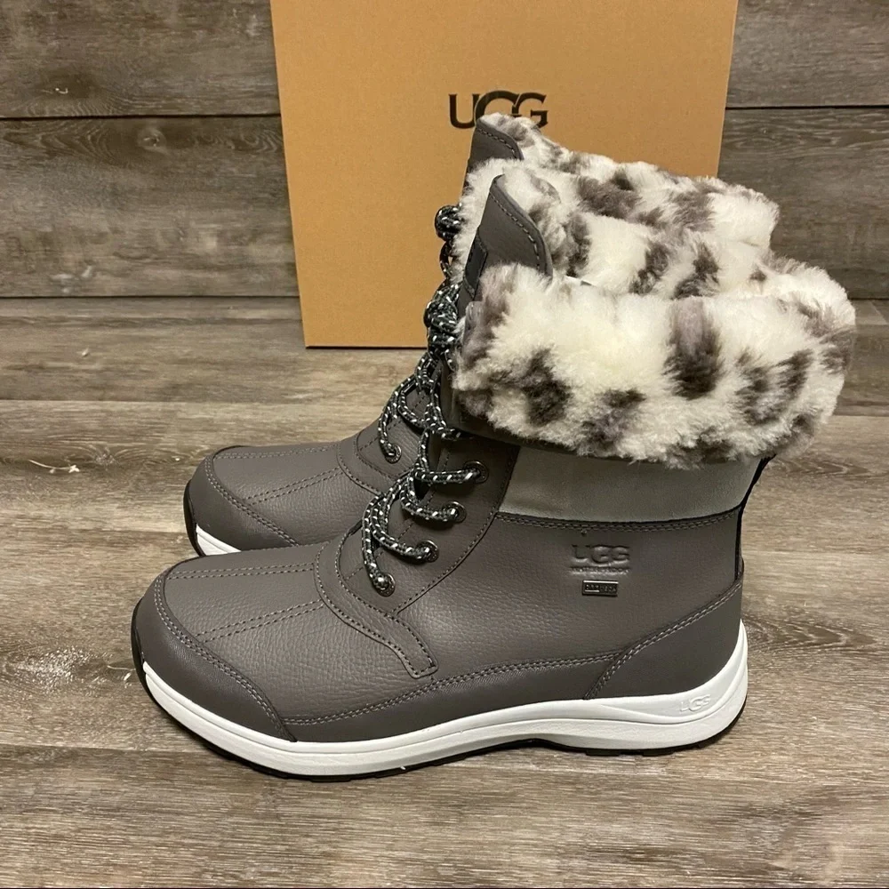 UGG womens zaylee